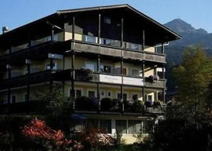 Panoramahotel Hotel 3*