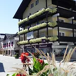 Panoramahotel Hotel 3*