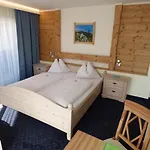 Panoramahotel Hotel 3*